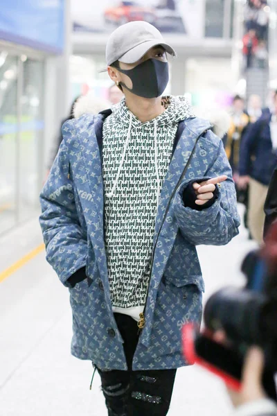 Chinese Singer Actor Han Pictured Beijing Capital International Airport Beijing — Stock Photo, Image