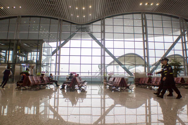 Vista Interior Terminal Del Aeropuerto Internacional Guangzhou Baiyun Ciudad Guangzhou —  Fotos de Stock