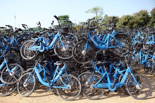 Μια Άποψη Του Bluegogo Κοινόχρηστα Ποδήλατα Κινέζικο Ταξί Χαιρετώντας Και — Φωτογραφία Αρχείου