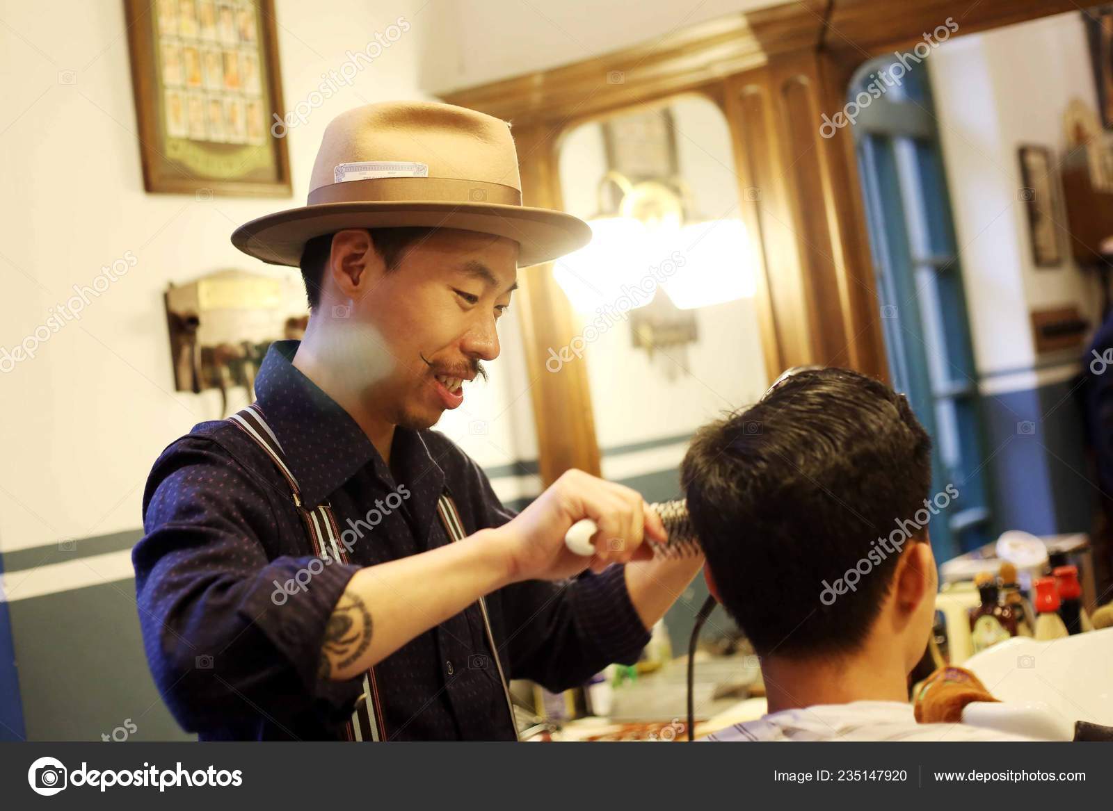 Owner Shanghai Based Barbershop Called Barbershop Focusing Only