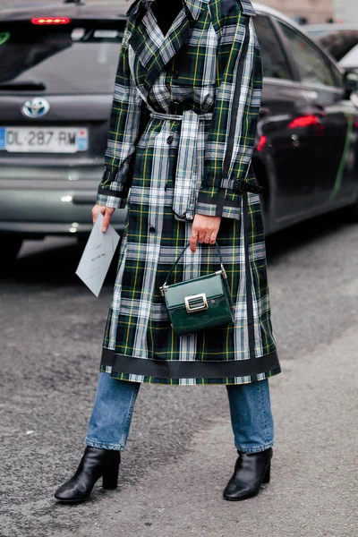 Passeios Pedestres Moda Rua Durante Paris Fashion Week Fall Winter — Fotografia de Stock