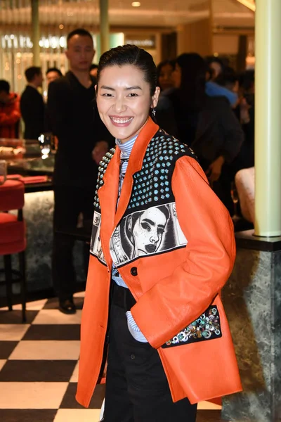 Modelo Chinês Liu Wen Participa Evento Promocional Para Prada Xangai — Fotografia de Stock