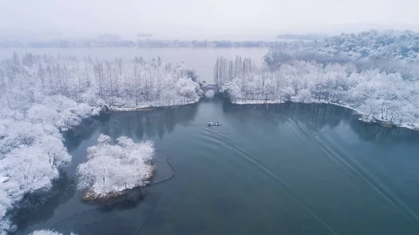 Luftaufnahme Des Westlichen Sees Malerischer Ort Mit Schnee Bedeckt Der — Stockfoto