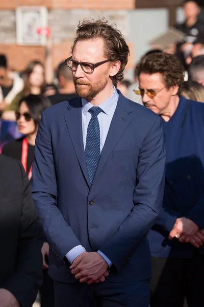 Brits Acteur Tom Hiddleston Arriveert Rode Loper Van Een Promotioneel — Stockfoto