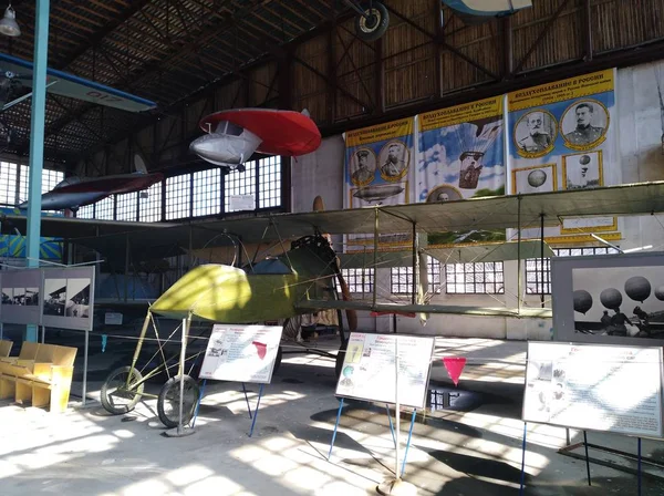世界最大の航空博物館の1つである中央空軍博物館のインテリアビュー ロシア モスクワで 月2018 — ストック写真