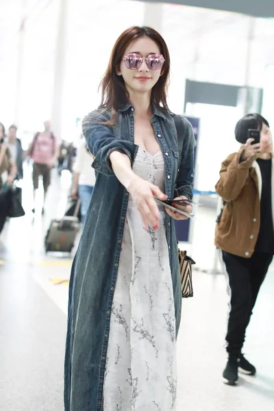Modella Attrice Taiwanese Lin Chi Ling Fotografata All Aeroporto Internazionale — Foto Stock