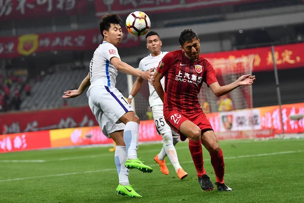 ウズベキスタンのサッカー選手の上海 Sipg アヘドキャプテン 2018 中国サッカー協会スーパー リーグ Csl 上海で 2018 日の間に彼らの第 — ストック写真