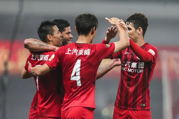 Giocatori Shanghai Sipg Festeggiano Dopo Aver Segnato Gol Contro Hebei — Foto Stock