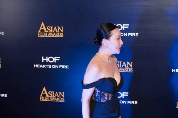 Hongkong Skådespelerskan Carina Lau Innebär Som Hon Anländer Röda Mattan — Stockfoto