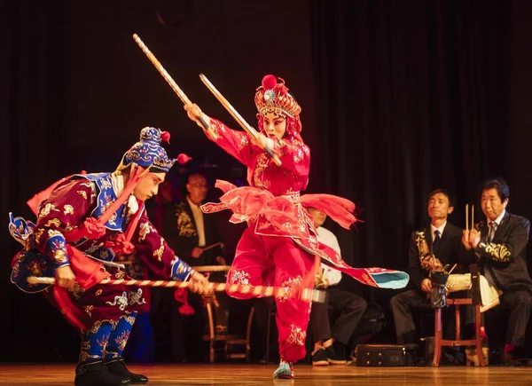 Artistas Wuhan Peking Opera Theatre Dão Uma Performance Aos Chineses — Fotografia de Stock
