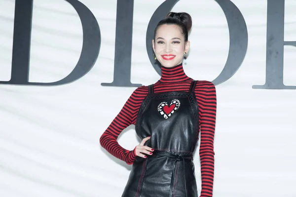 Японская Модель Актриса Кико Мидзухара Позирует Время Christian Dior Spring — стоковое фото