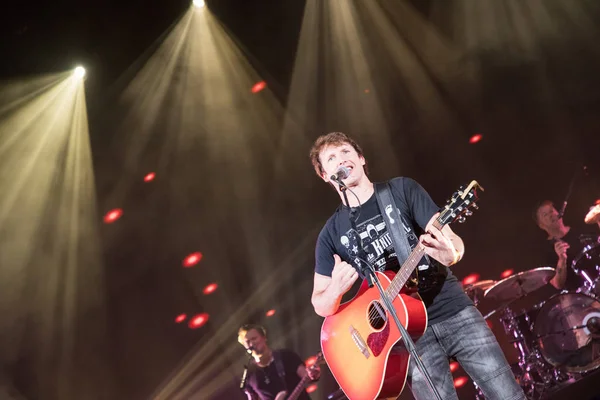 Britse Zanger James Blunt Presteert Tijdens Zijn Concert Guangzhou City — Stockfoto