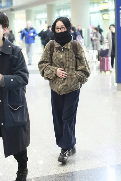 Actrice Chinoise Zhou Xun Est Photographiée Aéroport International Pékin Chine — Photo