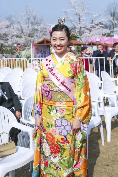 27ª Reina Las Flores Cerezo Japón Representa Durante Festival Las — Foto de Stock