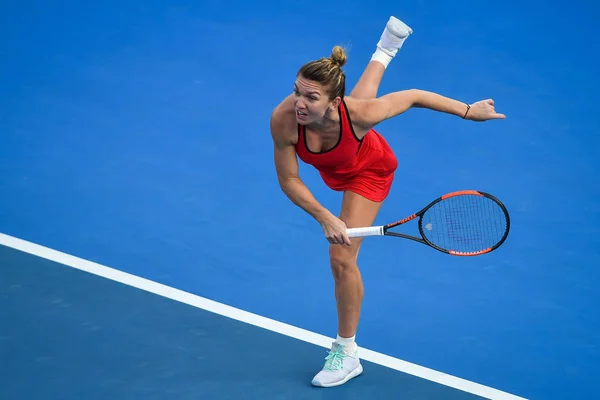 Simona Halep Rumäniens Serverar Mot Aryna Sabalenka Vitryssland Sin Damsingel — Stockfoto