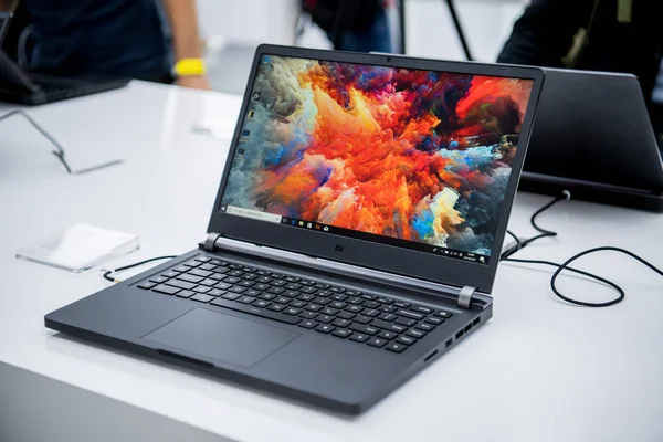 Laptop Portátil Notebook Adequado Para Jogos Está Exibição Evento Lançamento — Fotografia de Stock