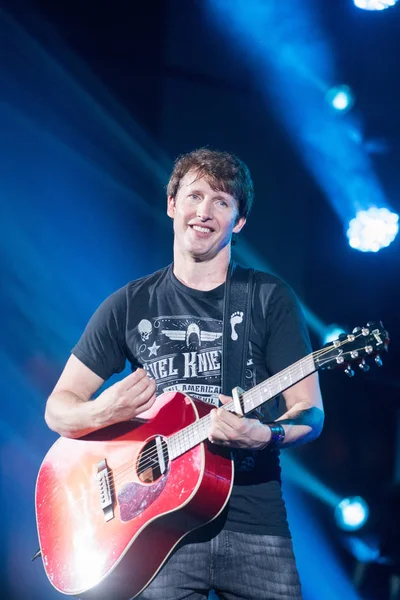 Britse Zanger James Blunt Presteert Tijdens Zijn Concert Guangzhou City — Stockfoto