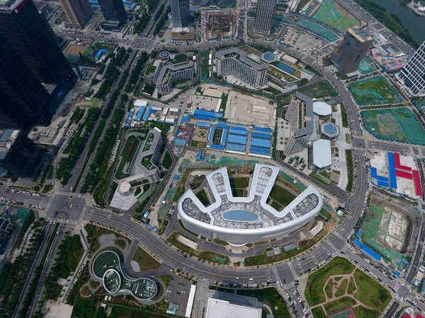 Irodaházak Jellegét Meghatározza Alakja Rake Vagy Mancs Zhengzhou Város Közép — Stock Fotó
