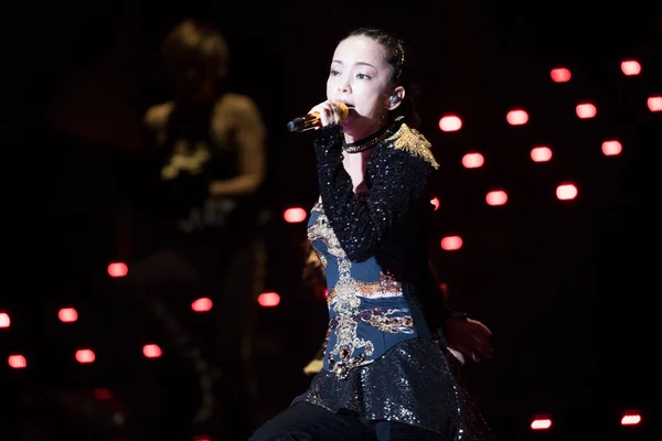 Penyanyi Jepang Namie Amuro Tampil Selama Konser Tur Terakhirnya Sebelum — Stok Foto