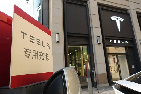 Blick Auf Ein Autohaus Von Tesla Shanghai China Januar 2018 — Stockfoto
