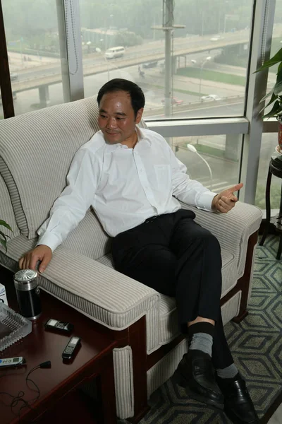 Shufu Prezes Zhejiang Geely Holding Group Ltd Uczęszcza Wywiad Pekinie — Zdjęcie stockowe