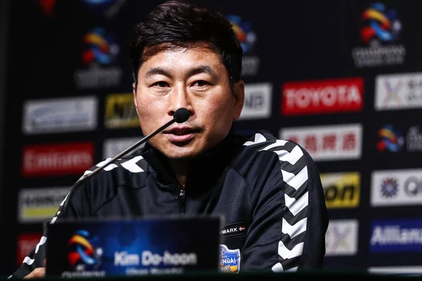 Kepala Pelatih Kim Hoon Dari Korea Selatan Ulsan Hyundai Menghadiri — Stok Foto