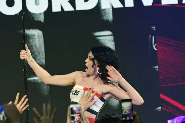Cantante Inglesa Jessie Presenta Evento Promocional Marca Moda Tommy Hilfiger — Foto de Stock