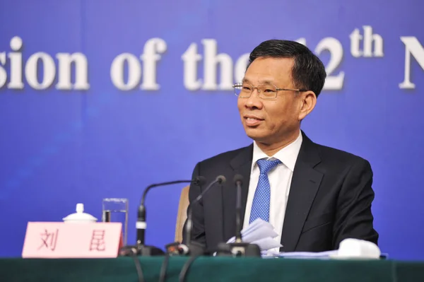 Liu Kun Majd Vice Miniszter Pénzügyminisztérium Beszél Egy Sajtótájékoztatón Harmadik — Stock Fotó