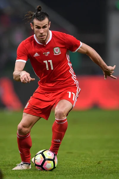 Selección Fútbol Nacional Gareth Bale Gales Patea Pelota Para Hacer —  Fotos de Stock