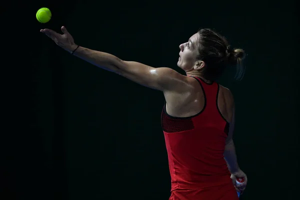 ルーマニアのシモーナ Halep 深圳市 中国南部の広東省 2018 Wta 2018 深セン オープン テニスのトーナメント中にチェコ共和国のカテリーナ — ストック写真