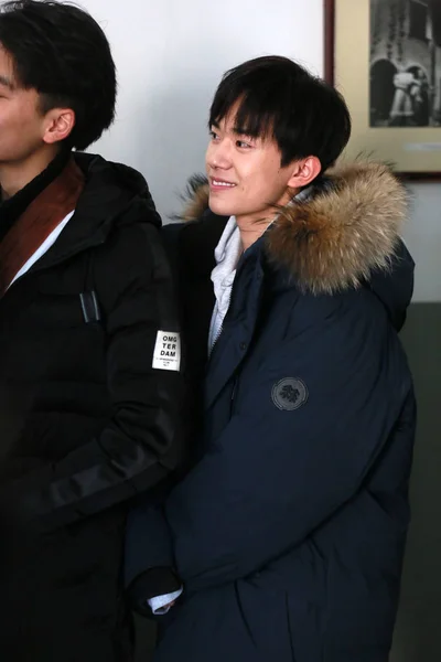 Jackson Yee Yangqianxi Chinese Boy Group Tfboys Pictured Arrives Central — Stock Photo, Image