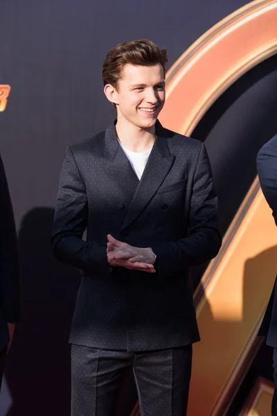 Ator Inglês Tom Holland Posa Quando Chega Tapete Vermelho Evento — Fotografia de Stock