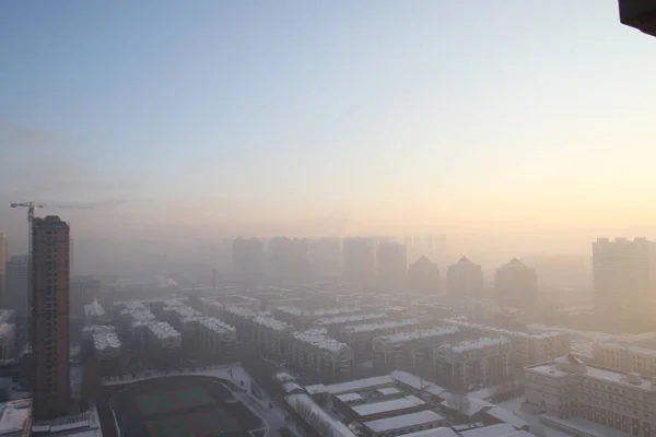 Hoogbouw Zijn Gehuld Door Zware Smog Harbin Stad Noordoost China — Stockfoto