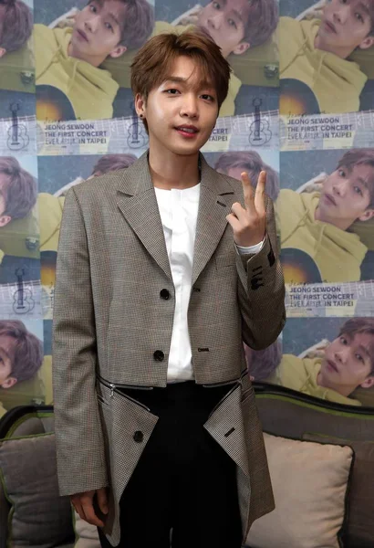 Taiwan Out South Korean Singer Jeong Woon Attends Interview Taipei — 图库照片