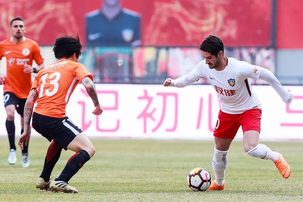 브라질의 알렉산드르 Pato Quanjian의 오른쪽으로 알려진 2018 Chinese Football Association — 스톡 사진