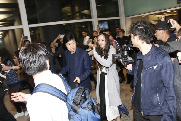 Japanese Singer Namie Amuro Heads Exit Landing Hong Kong International — Stock Photo, Image