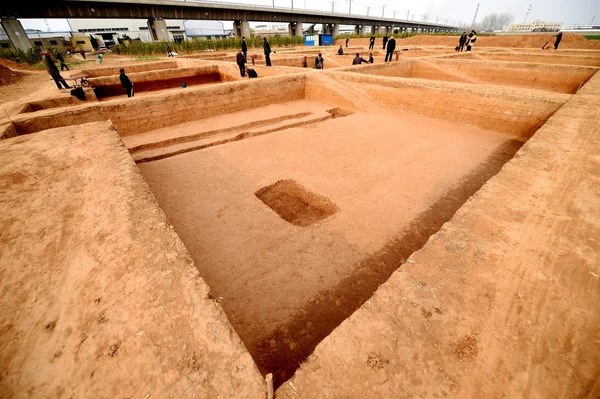 View Excavation Site Emperor Mausoleum Eastern Han Dynasty 25C220 Looyang — стоковое фото