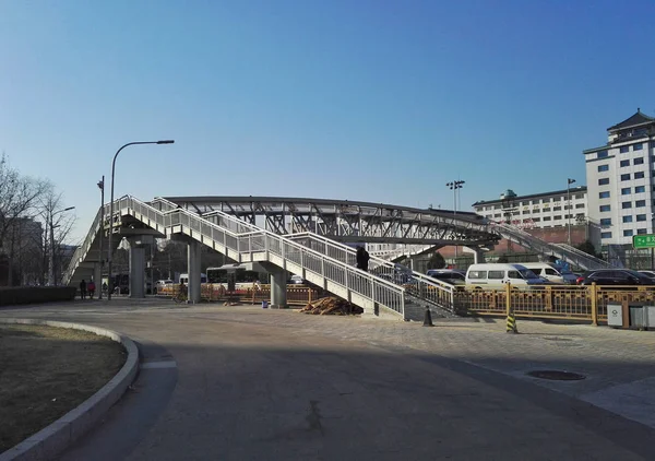 Les Véhicules Circulent Sous Intersection Récemment Rénovée Dongdan Pont Supérieur — Photo