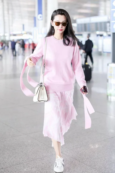 Actriz China Bingbing Llega Aeropuerto Internacional Beijing Capital Beijing China — Foto de Stock