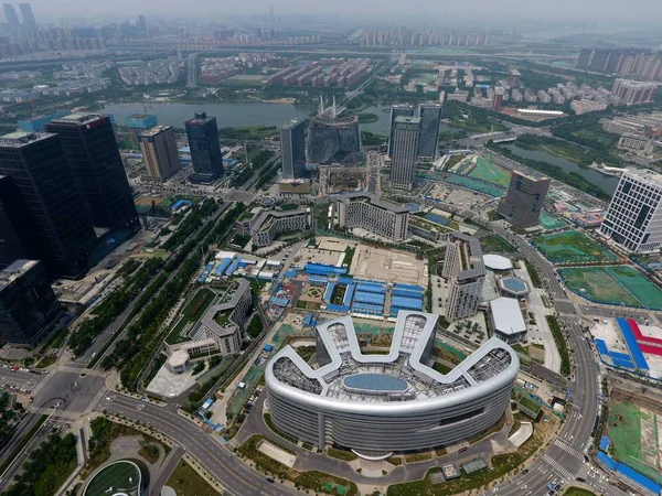 Edificios Oficinas Presenta Forma Rastrillo Pata Ciudad Zhengzhou China Central —  Fotos de Stock