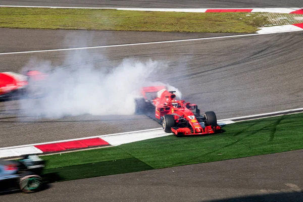 Duitse Sebastian Vettel Van Ferrari Nederlandse Coureur Max Verstappen Van — Stockfoto