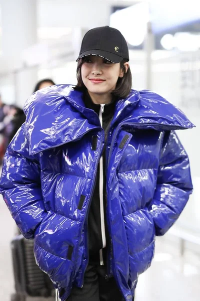Китайская Певица Актриса Виктория Сонг Цянь Изображена Шанхайском Международном Аэропорту — стоковое фото