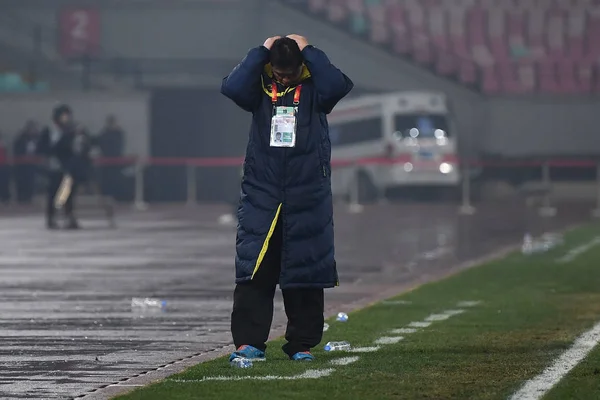 Trener Song Korei Północnej Reaguje Przegranej Przez Japonię Meczu Grupy — Zdjęcie stockowe