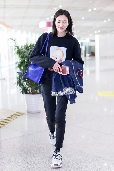 Modelul Chinez Liu Wen Ajunge Aeroportul Internațional Beijing Capital Din — Fotografie, imagine de stoc