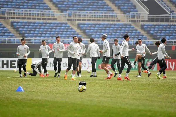 Players China Tianjin Quanjian Take Part Training Session Group Match — Stock Photo, Image