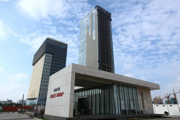 Vista Edificio Oficinas Del Grupo Hna Ciudad Haikou Provincia Hainan —  Fotos de Stock