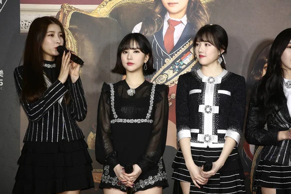 Membros Grupo Feminino Sul Coreano Gfriend Participam Uma Conferência Imprensa — Fotografia de Stock