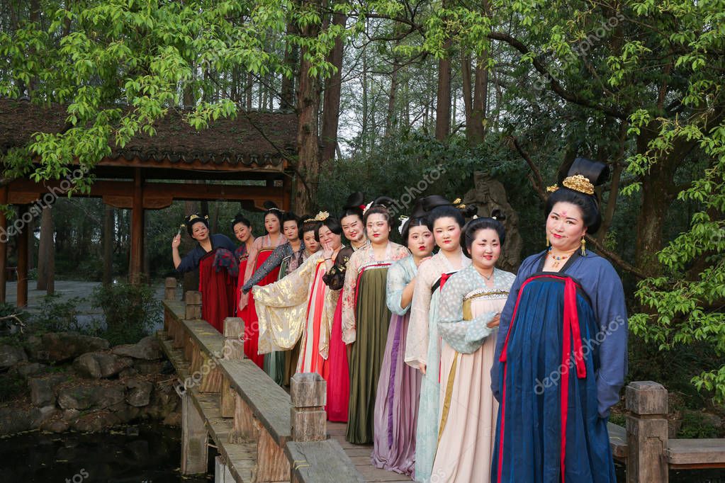 Donne Cinesi Vestite Con Abiti Cinesi Han Che Imitano Stile — Foto