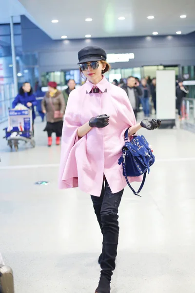 Mannequin Actrice Taïwanaise Lin Chi Ling Est Photographiée Aéroport International — Photo