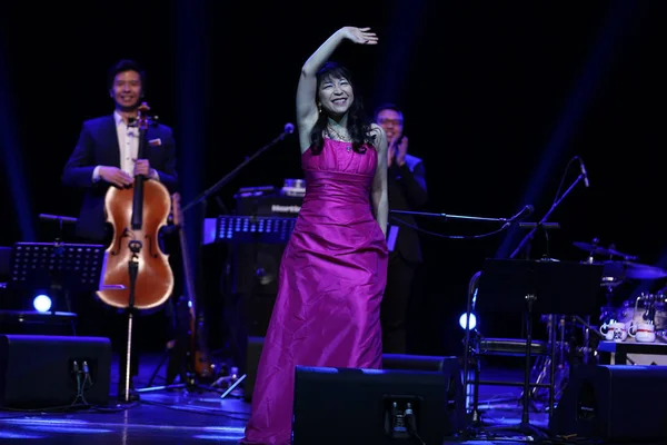 Cantante Japonesa Brasileña Bossa Nova Lisa Ono Asiste Concierto Ciudad — Foto de Stock